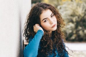 curly hair